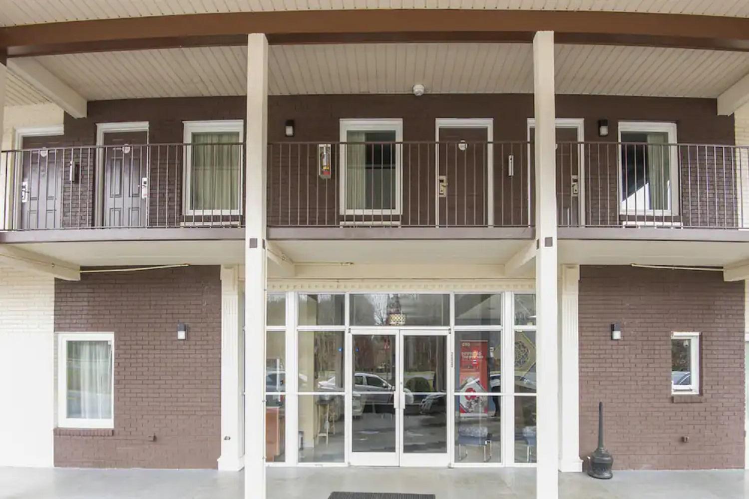 Econo Lodge Forest City Ngoại thất bức ảnh