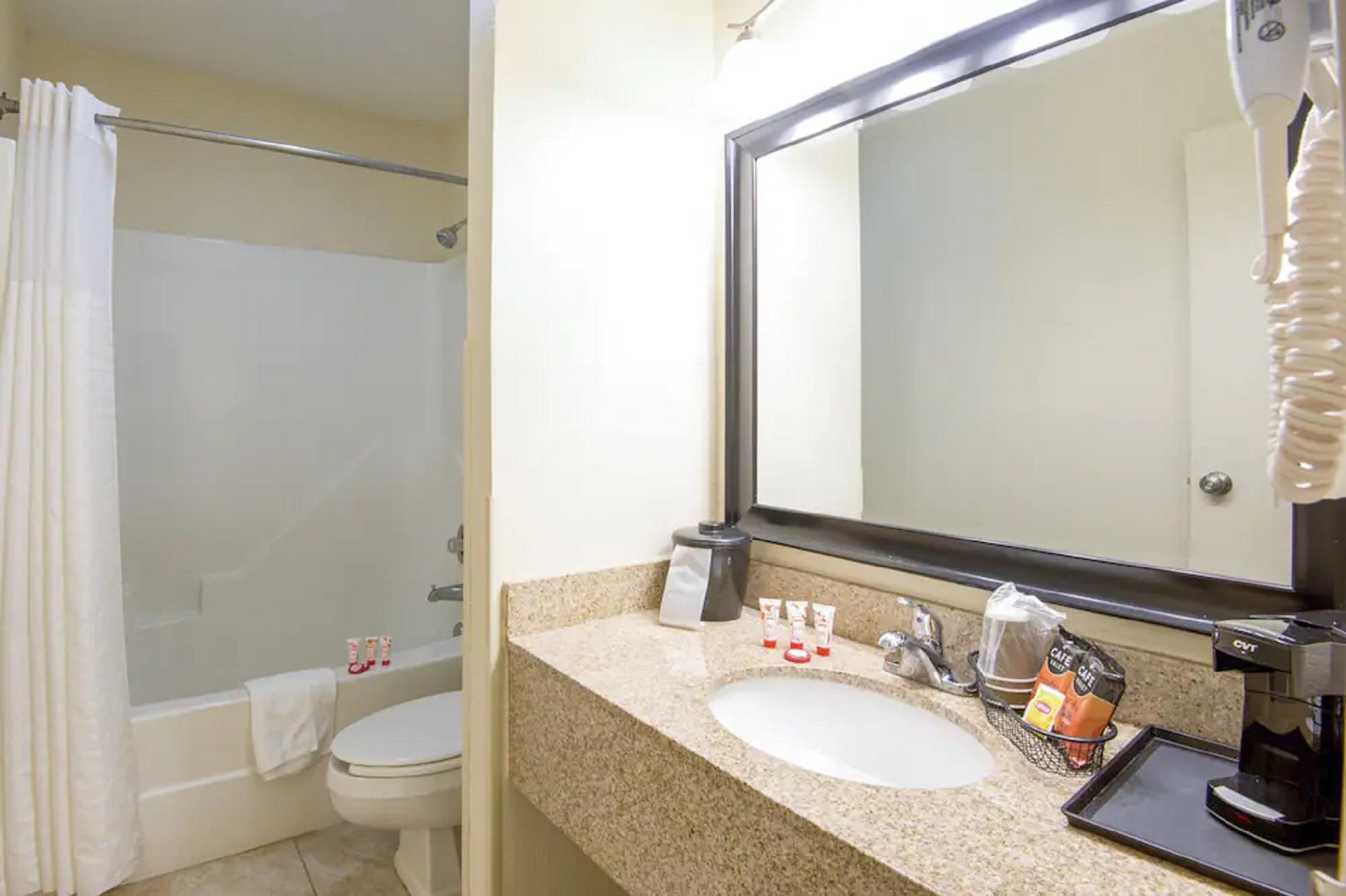 Econo Lodge Forest City Ngoại thất bức ảnh