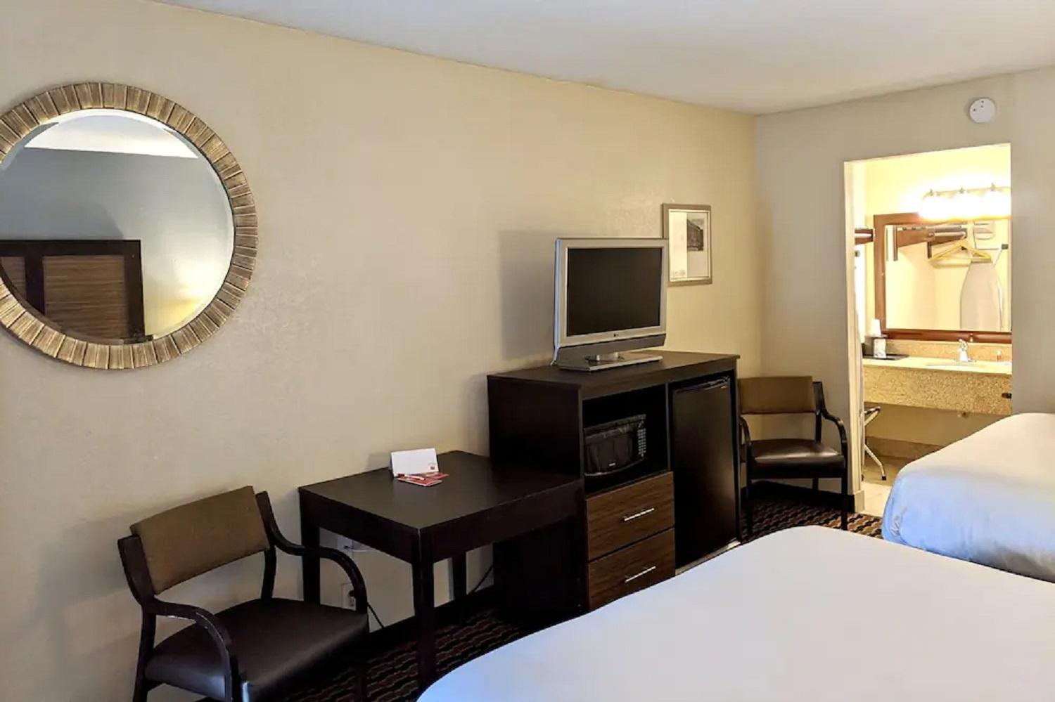 Econo Lodge Forest City Ngoại thất bức ảnh