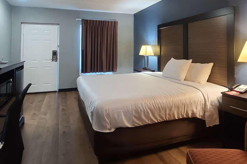 Econo Lodge Forest City Phòng bức ảnh
